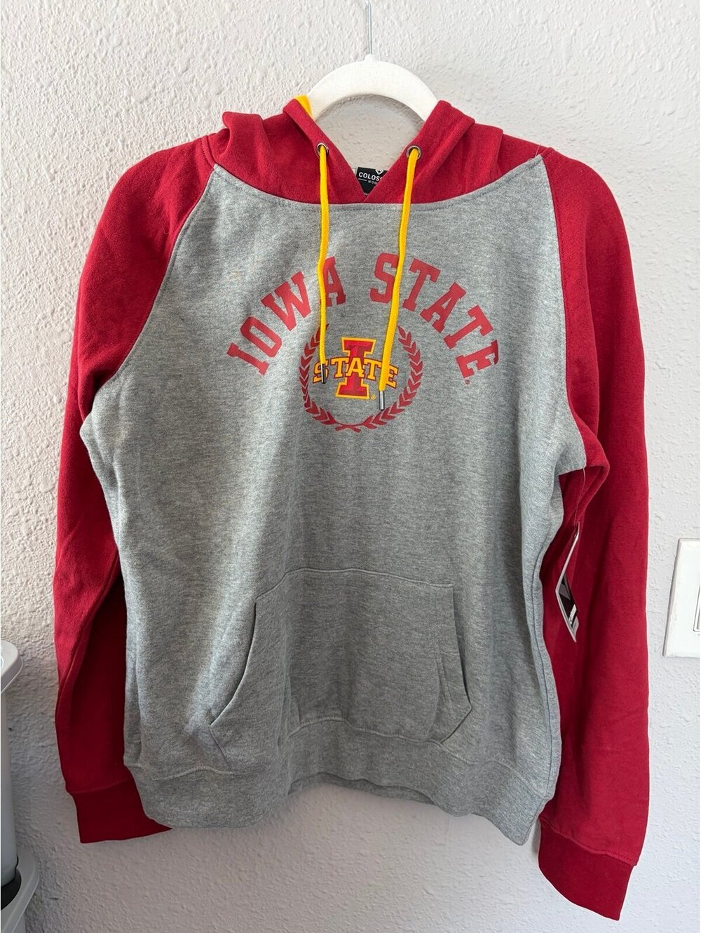 NWT Colosseum Women's Iowa State Hoodie size L. Fleece inside